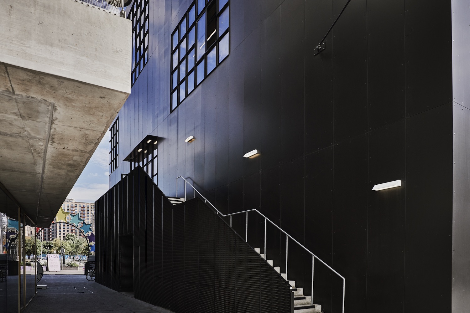 Design District D4 Building